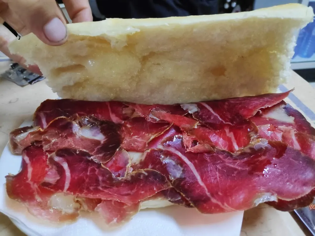 BAR Mesón Pepe restaurant in Villanueva de Argaño