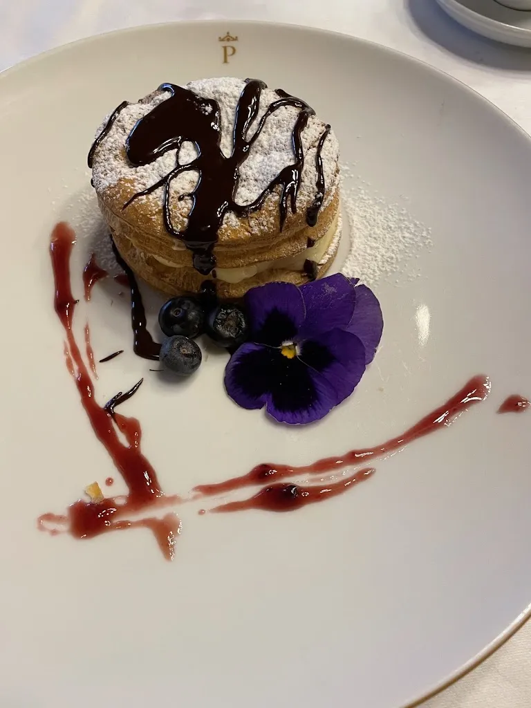 Restaurante @ Parador de Cervera de Pisuerga_Zarzosa de Río Pisuerga_slider_image_3