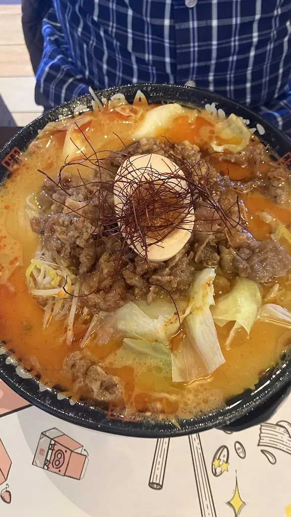 Maricar dela Rosa_Ramen Kagura Las Tablas_Viloria de Rioja_recensione