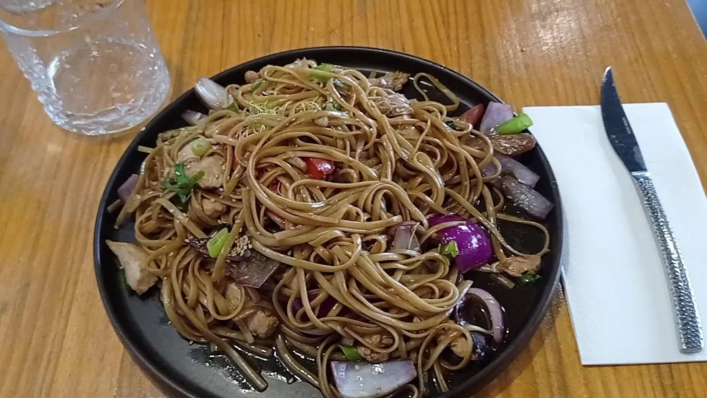 Aymuray Cocina Peruana Las Tablas_Viloria de Rioja_slider_image_2