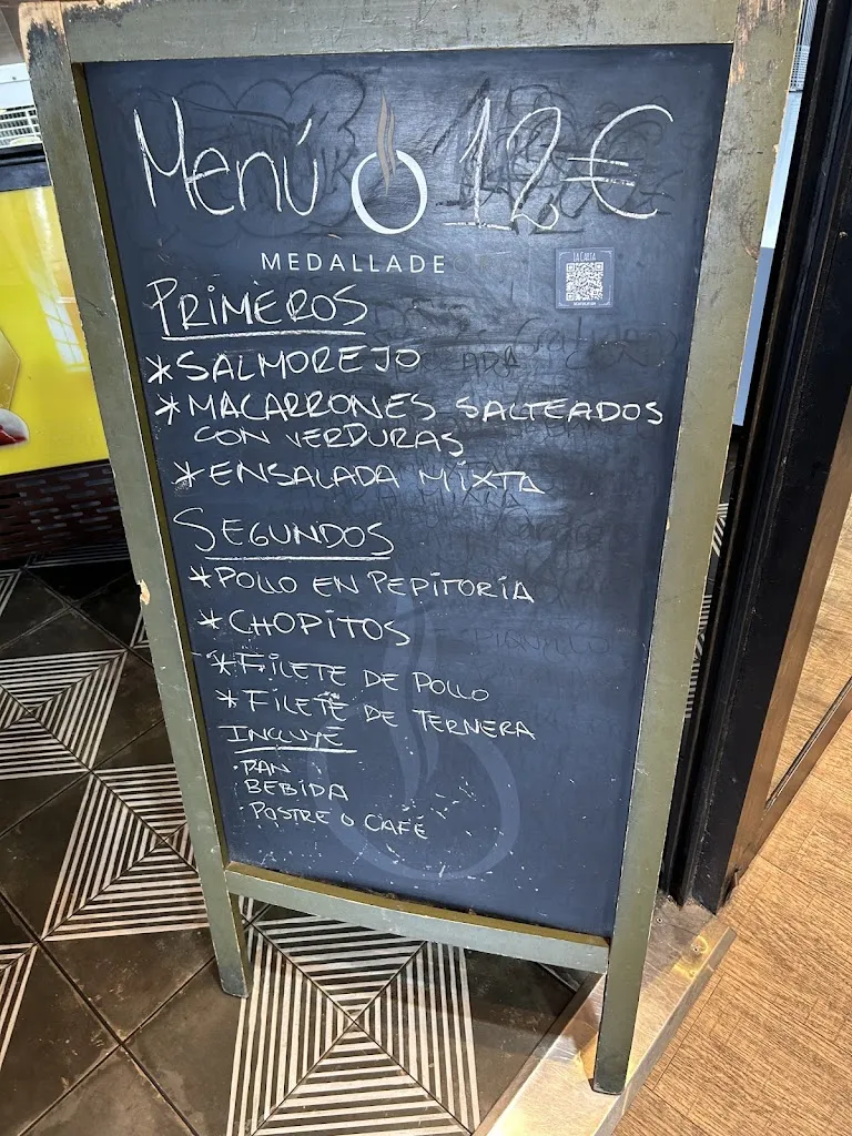 Menu_The Chatter Cafe_Viloria de Rioja_image_2