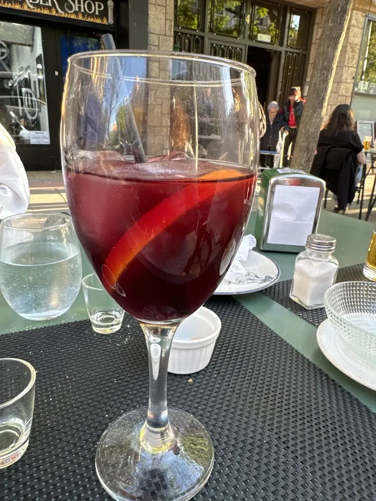 Guiselle Ortega Realty_La Abadía & Parrilla_Abadía_review