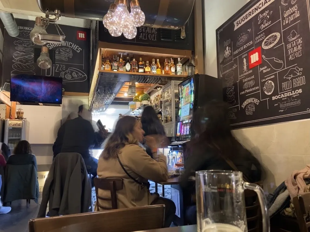 Daniel Zuluaga_La Abadía*_Abadía_recensione