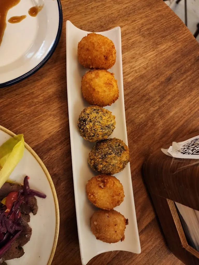 Qing Lv_Cervecería La Abadía_Abadía_review