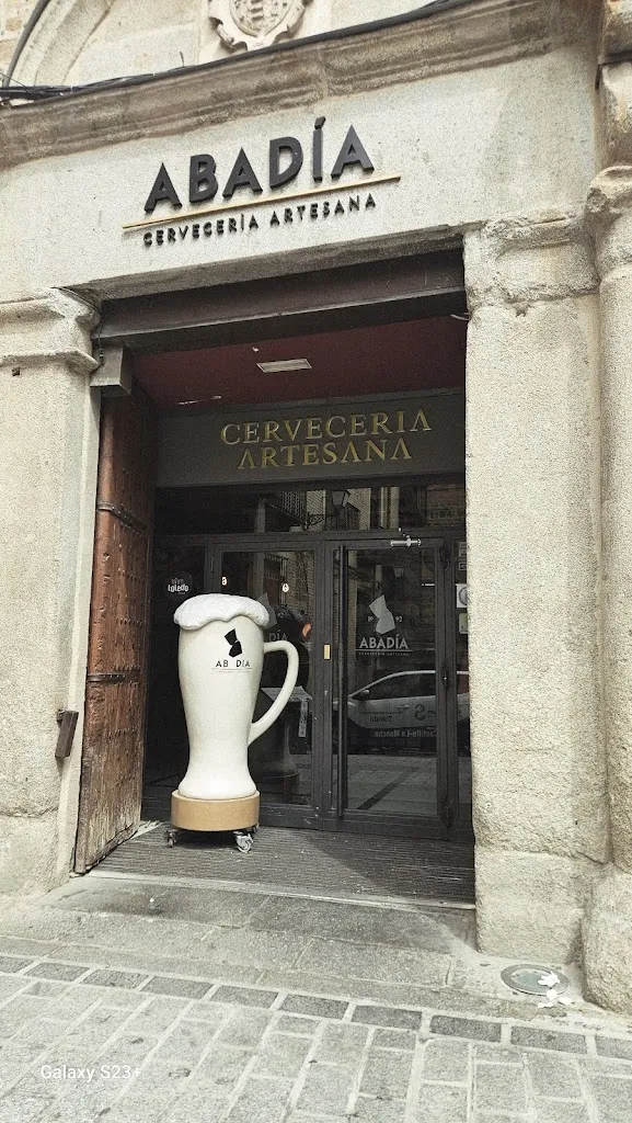 Cervecería La Abadía_Abadía_slider_image_3