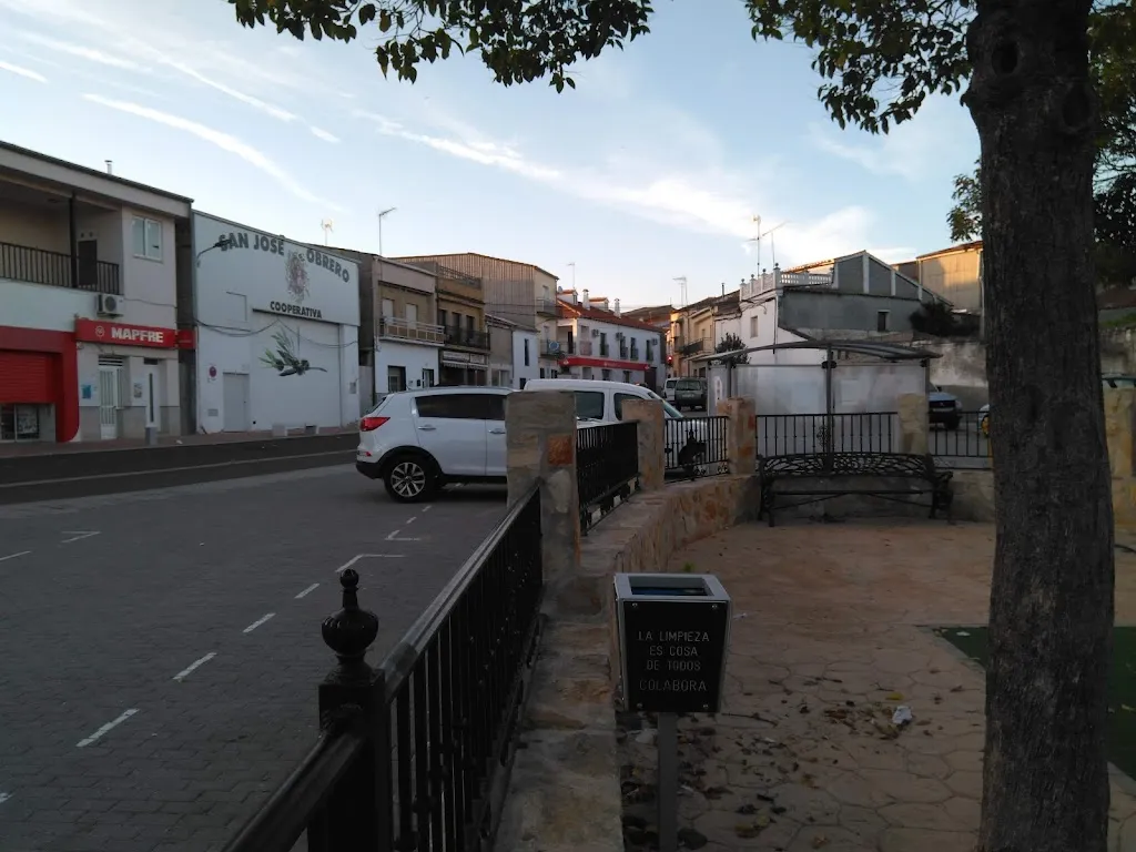 ANUBIS_Ahigal_slider_image_2