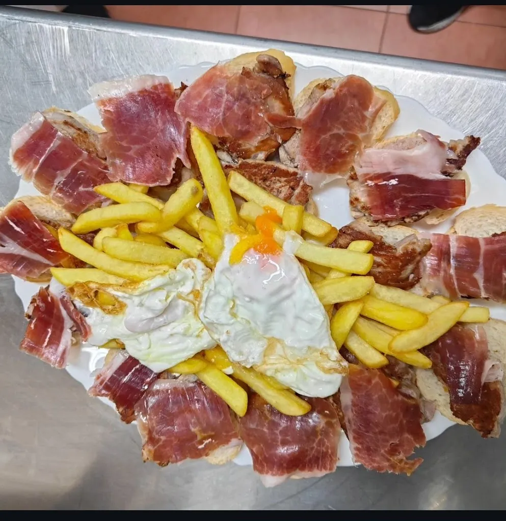 Cafetería Hogar del pensionista_Ahigal_slider_image_1