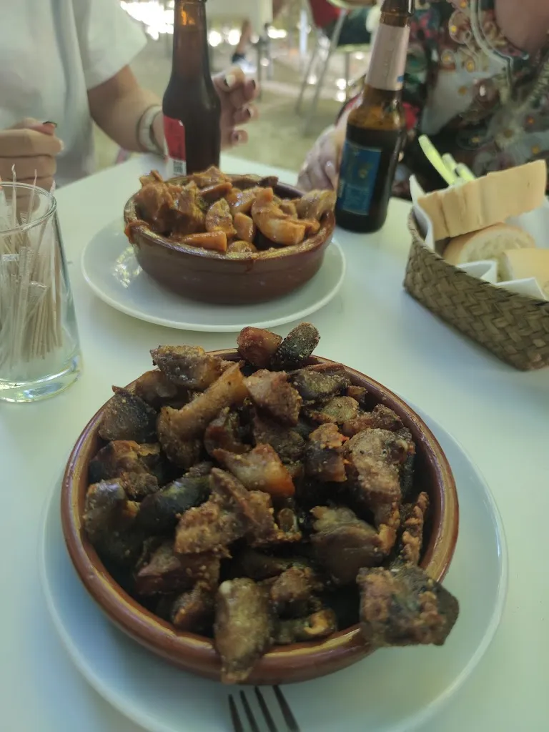 Menu_Bar Los Feos_Ahigal_image_2