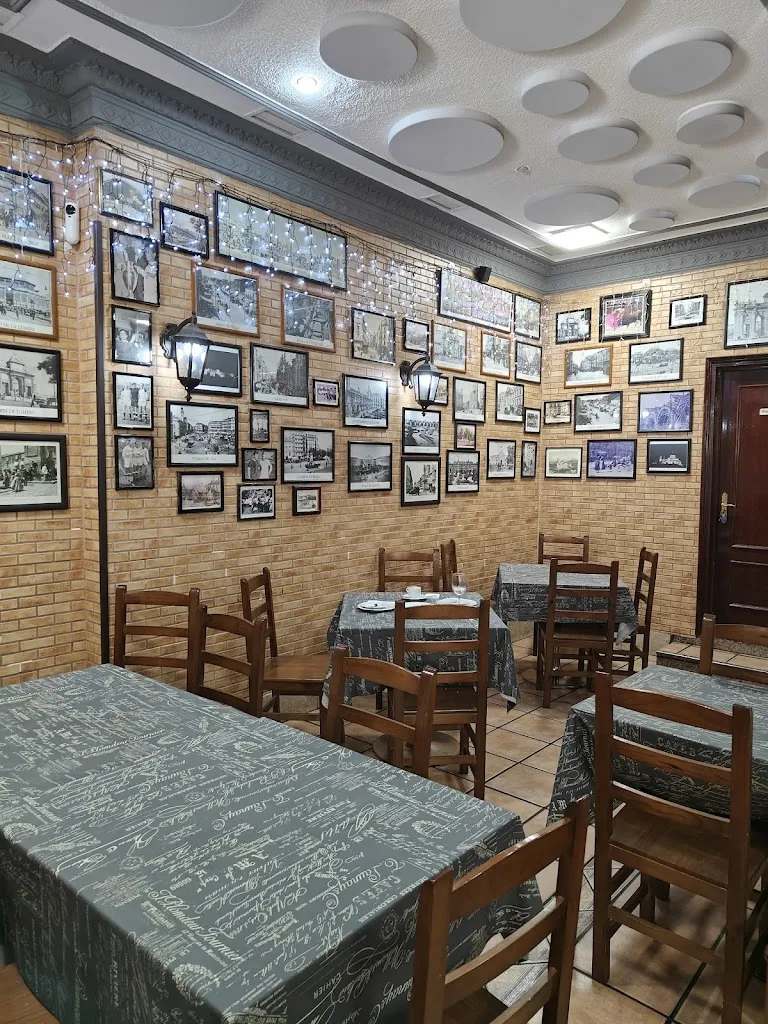 Álvaro Sánchez Pulido (donalvaroautomocion)_LA TABERNA DE LA VILLA_Villaverde del Monte_review