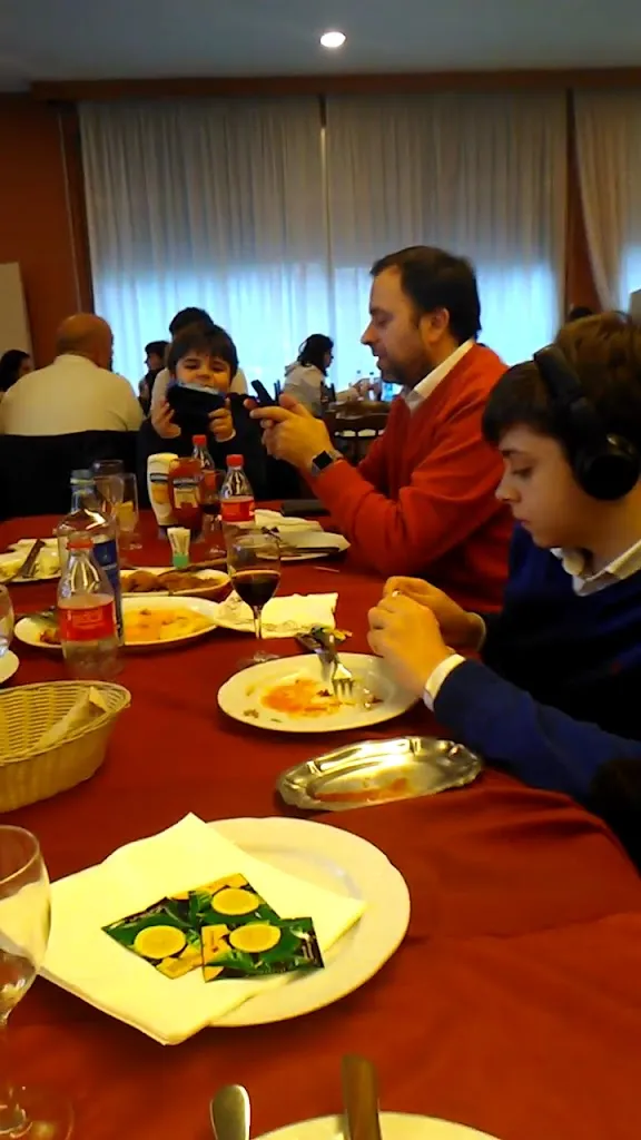 Restaurante Pensión Santos_Vimianzo_slider_image_2