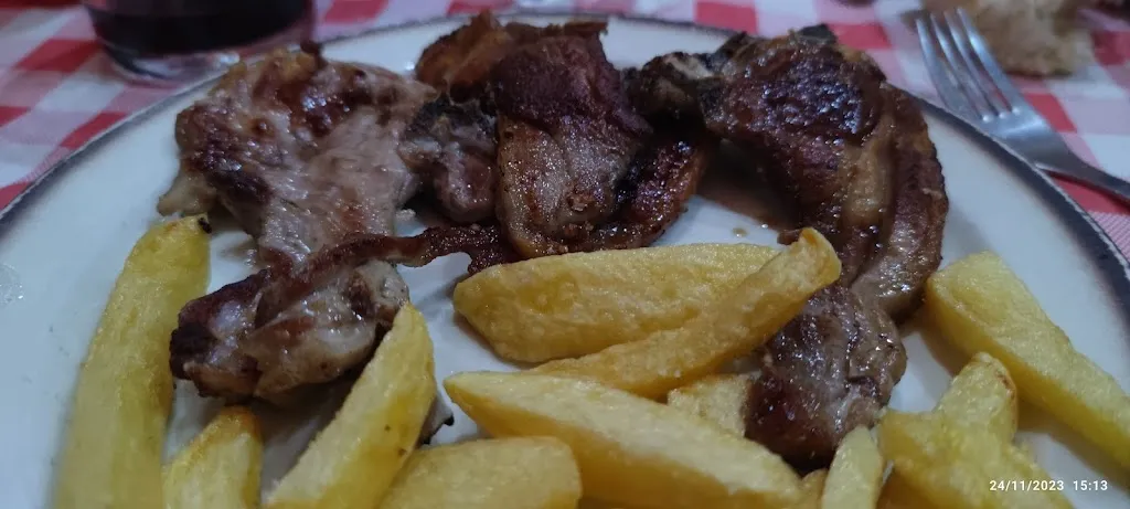 J.J. F.M._Bar restaurante La Venta Carmona_Villaverde del Monte_review