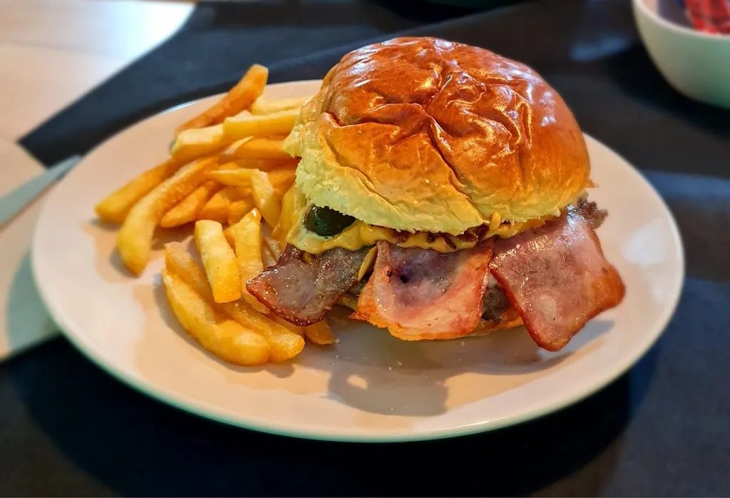 Menu_El Bar Teatro_Aldeacentenera_image_2