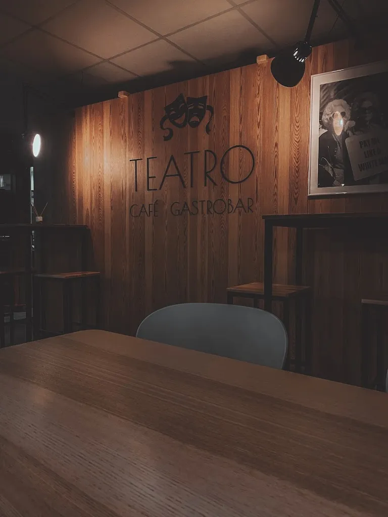 Wakanda Studios_El Bar Teatro_Aldeacentenera_review