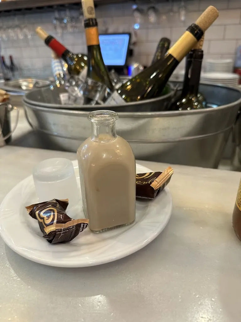 Alex Kwok_La Aliñá_Alía_recensione