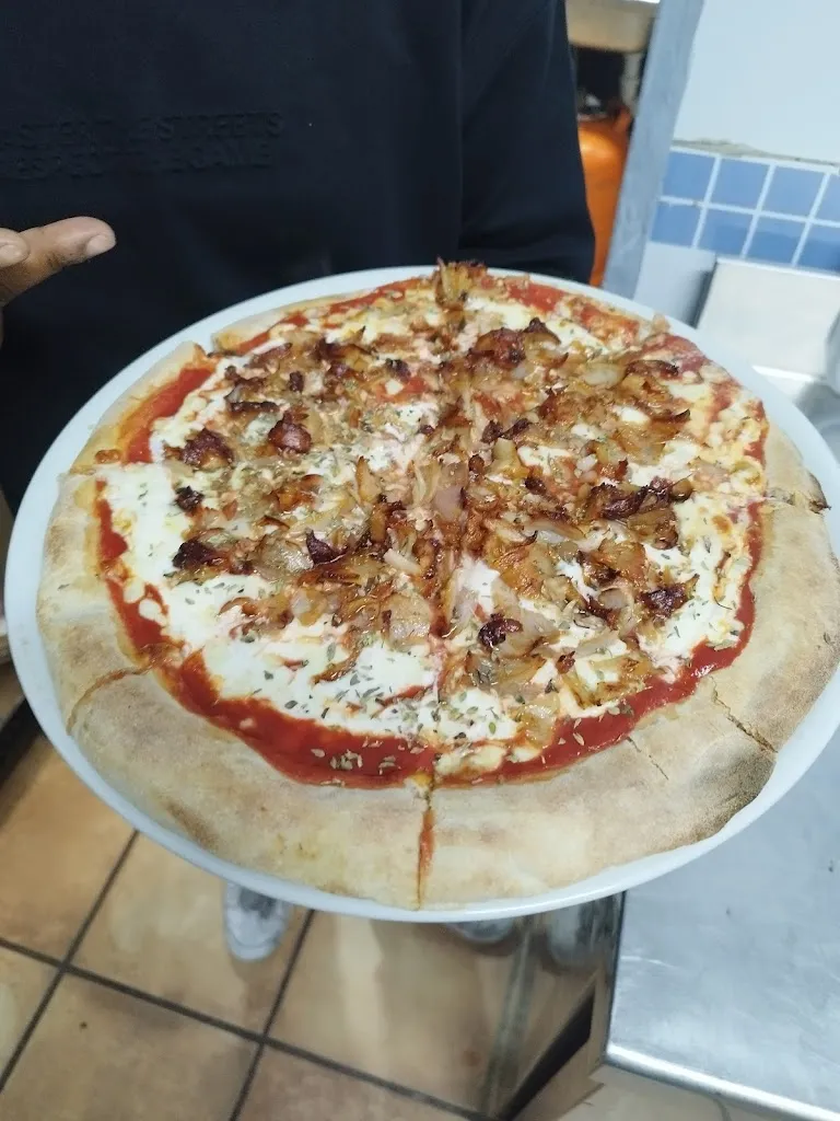 Aliza Grill Kebab restaurant in Alía