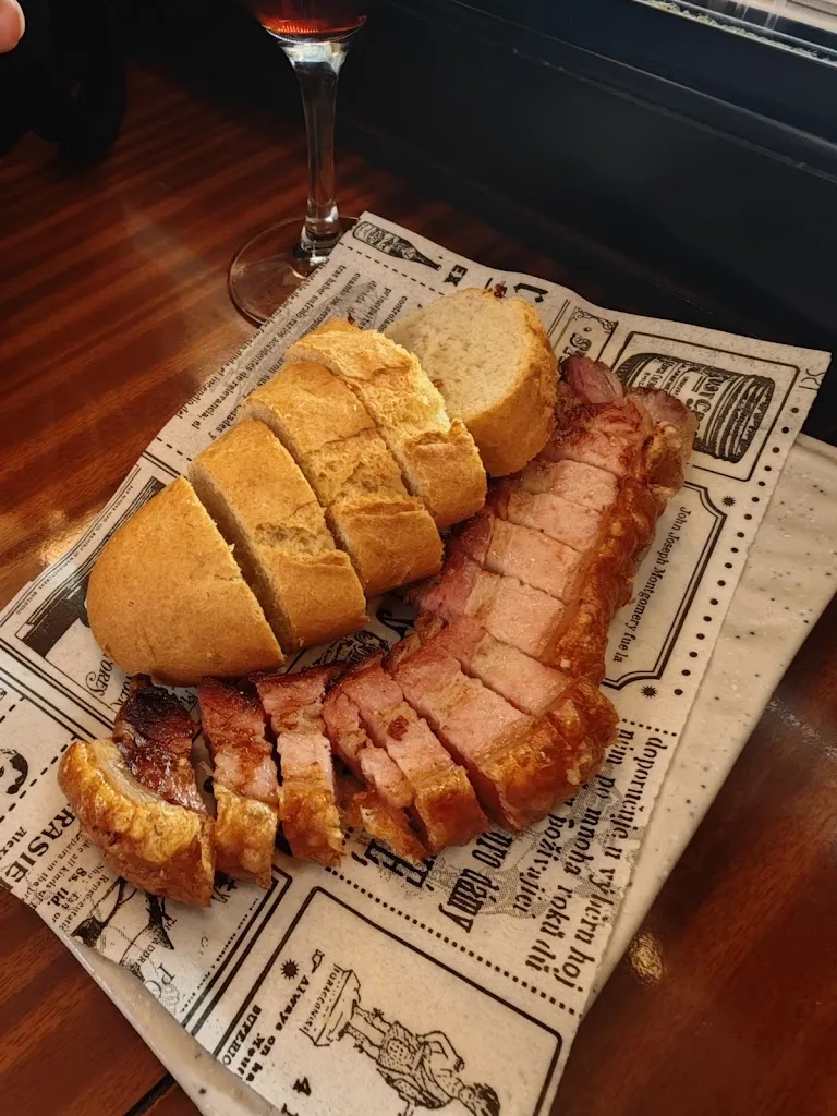 Carlos Herrero Fernández_Pequeña de Alcántara_Alcántara_review