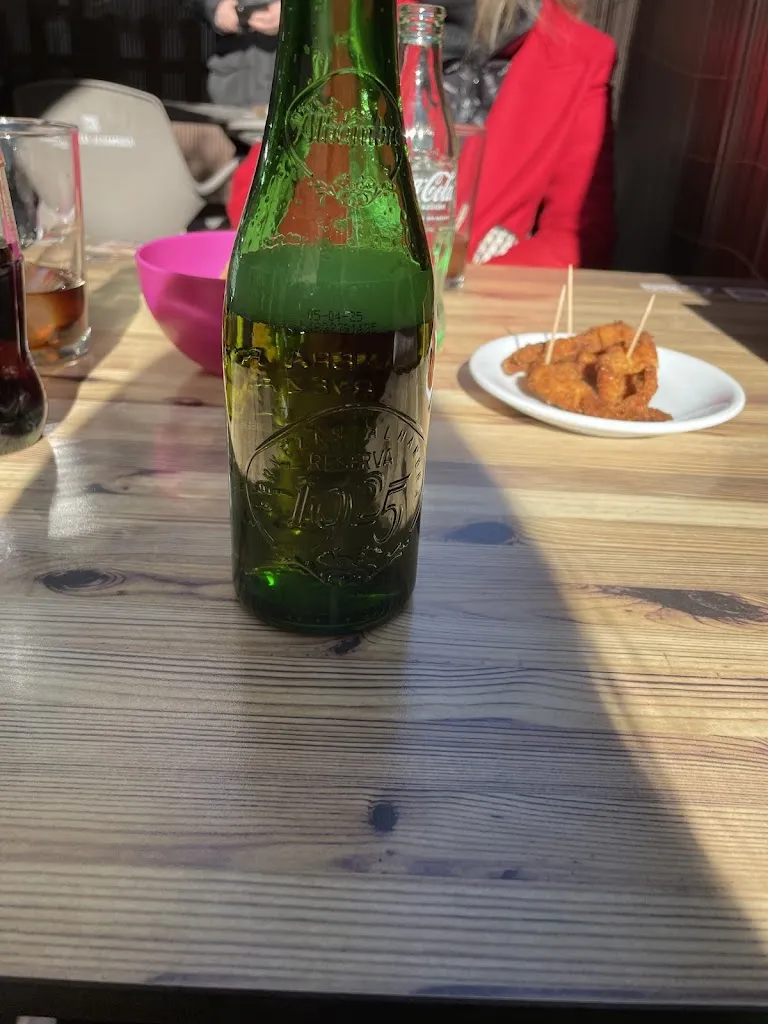 Carmen Fernández_Bar cafeteria lor ana_Alcántara_review