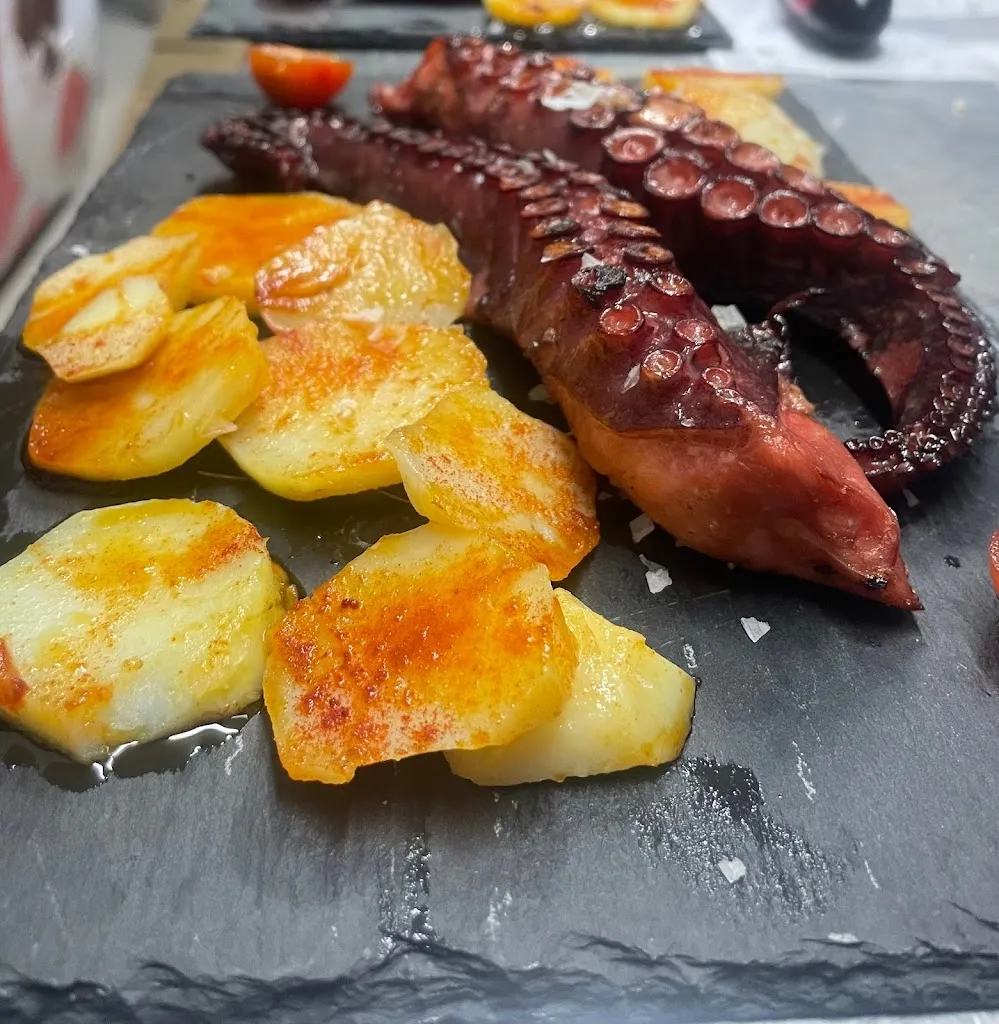 Restaurante Casa Sebas_Aldeanueva del Camino_slider_image_2