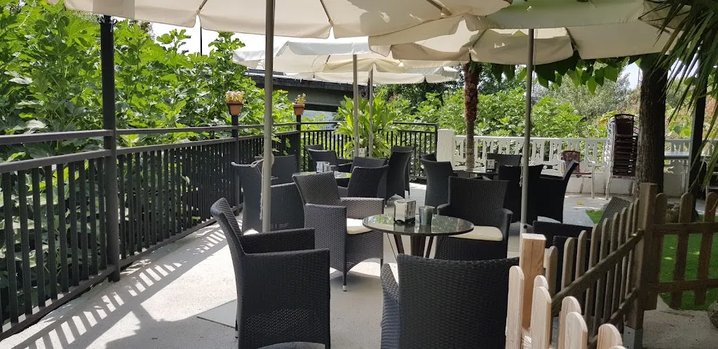 Casa Rural Restaurante Puerto del Emperador restaurant in Aldeanueva de la Vera