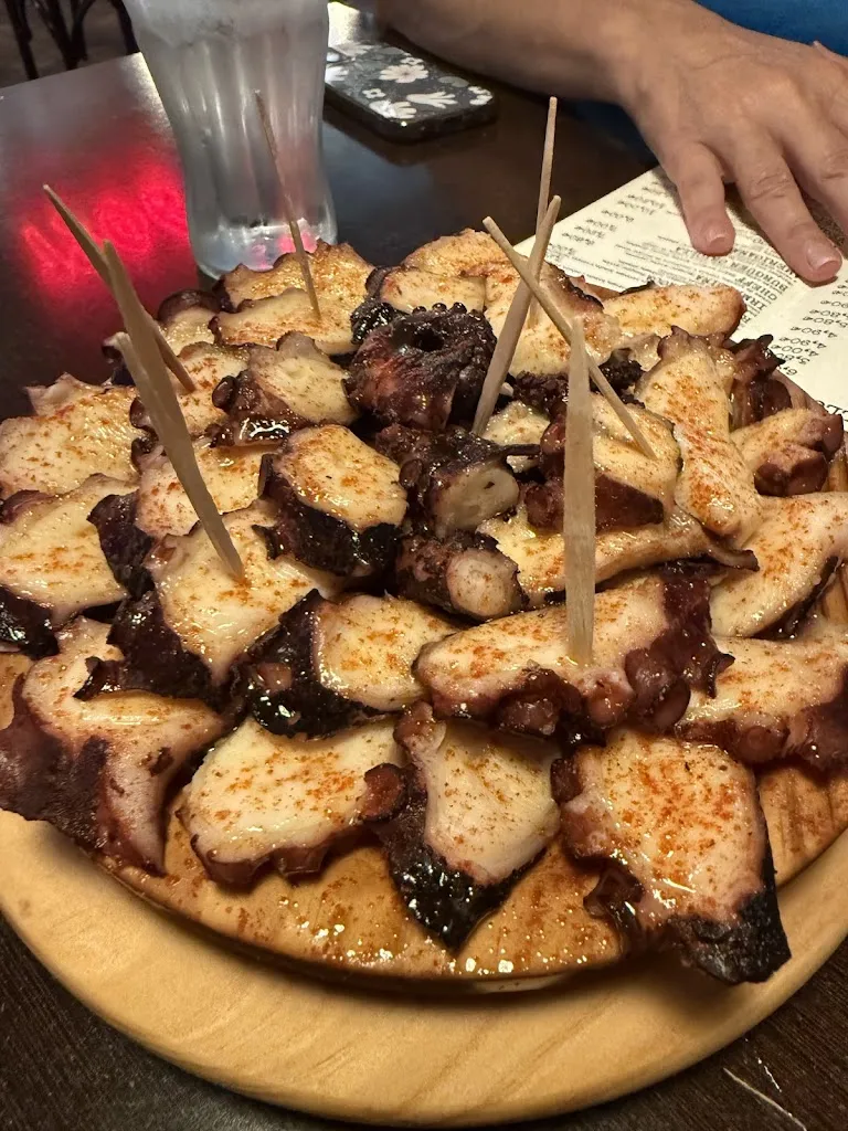 Erica Aborlleile_Risco Burguer&Pizza_Vimianzo_review