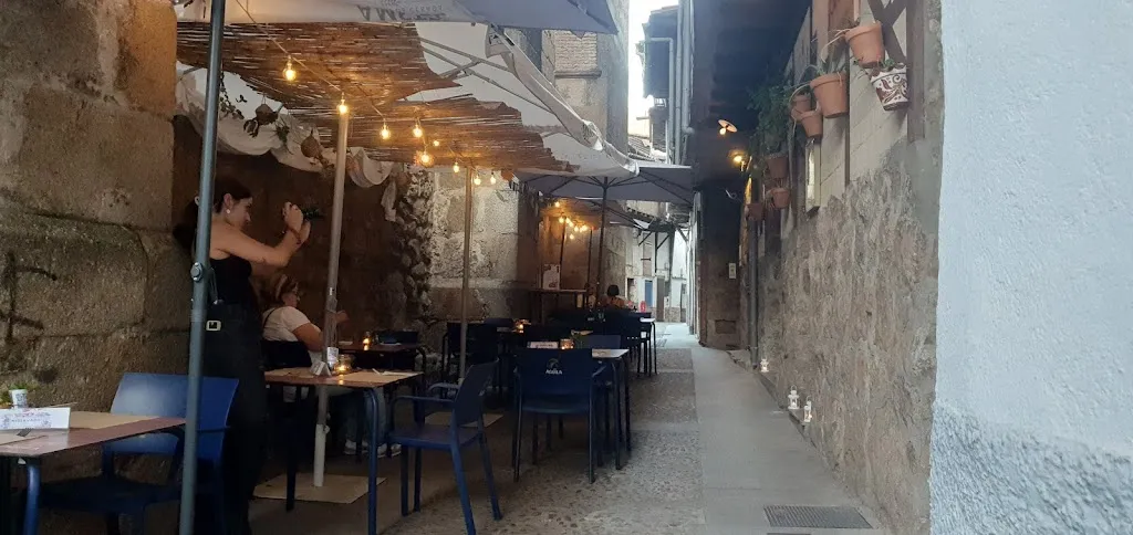 Restaurante Judería - Valle del Jerte._Aldehuela de Jerte_slider_image_1