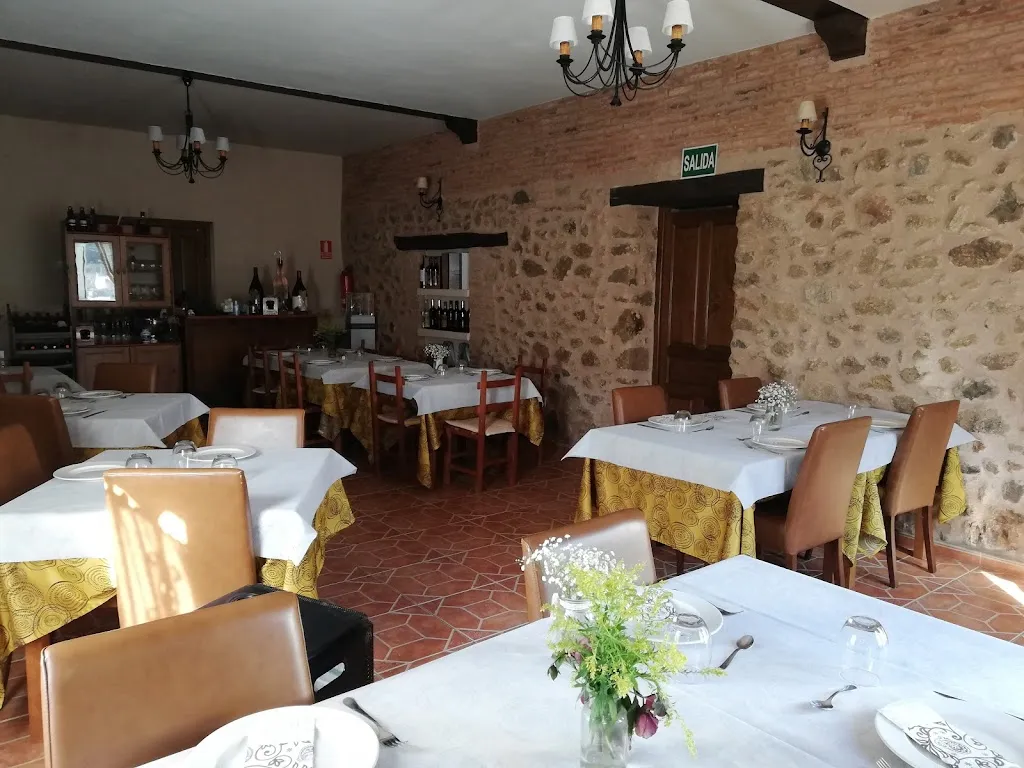Restaurante la teneria_Aldehuela de Jerte_slider_image_1