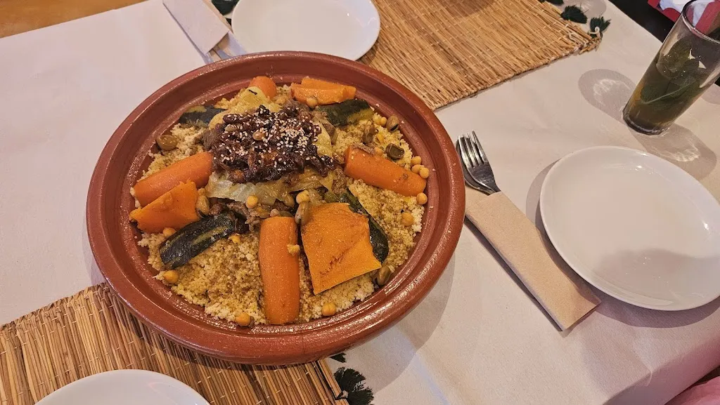 Antonio Fernandez Rioja_Bar Restaurante Piscina Belvis de Monroy-Las casas_Belvís de Monroy_review