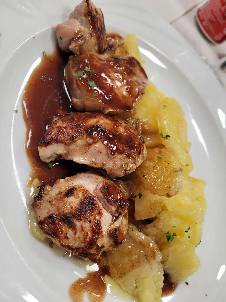 Restaurant The Chipirón_Benquerencia_slider_image_2