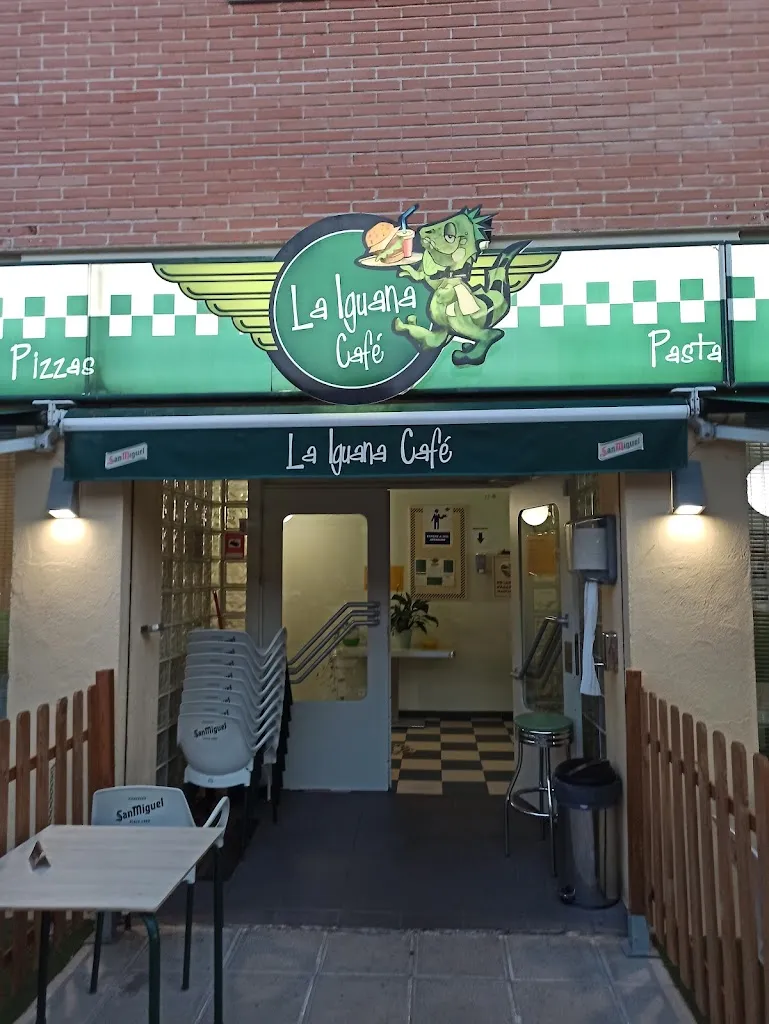 La Iguana Café restaurant in Benquerencia