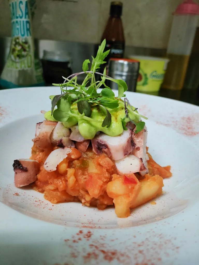 Garum 2021 Gastrobar_Arroyo de la Luz_slider_image_2