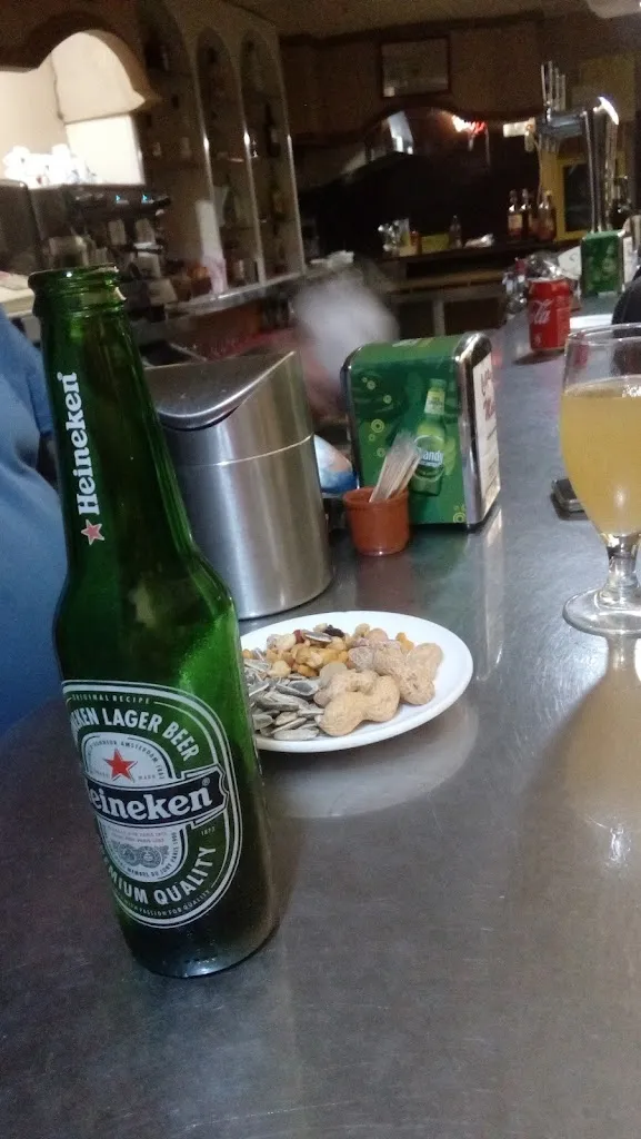 Cafe Bar MADY_Arroyo de la Luz_slider_image_3