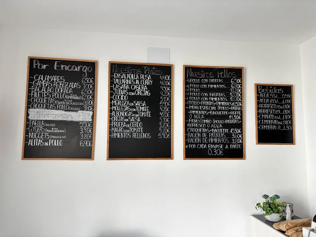 Menu_MaxQuePollos_Arroyo de la Luz_image_1