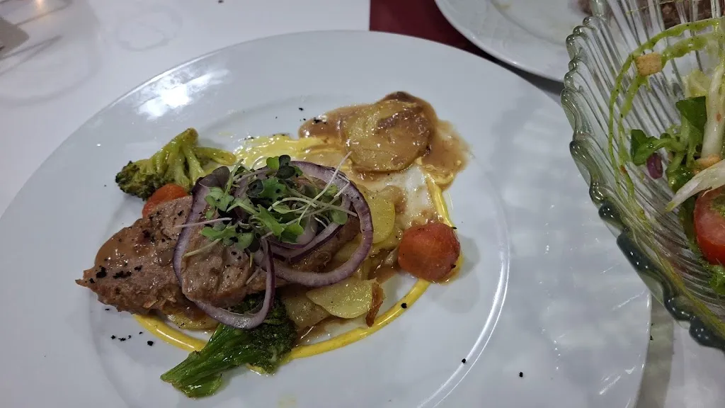 Emilia Frejo Rodríguez_Restaurante entre2_Arroyo de la Luz_recensione