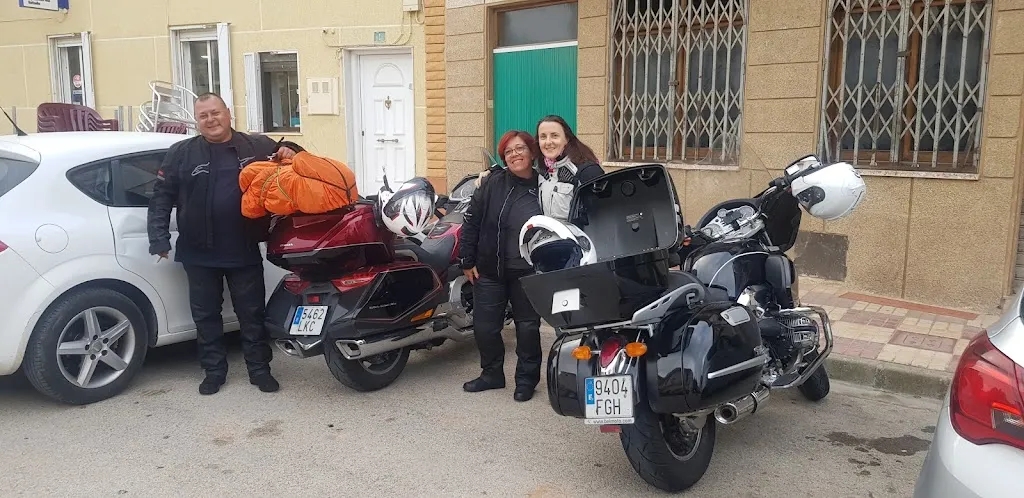 Jose Alfonso Ferrer Blanes_Bar Nuevo “Las Guapis”_Alborea_recensione