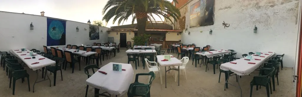 Asador Terraza "El Cine" restaurant in Campillo de Deleitosa