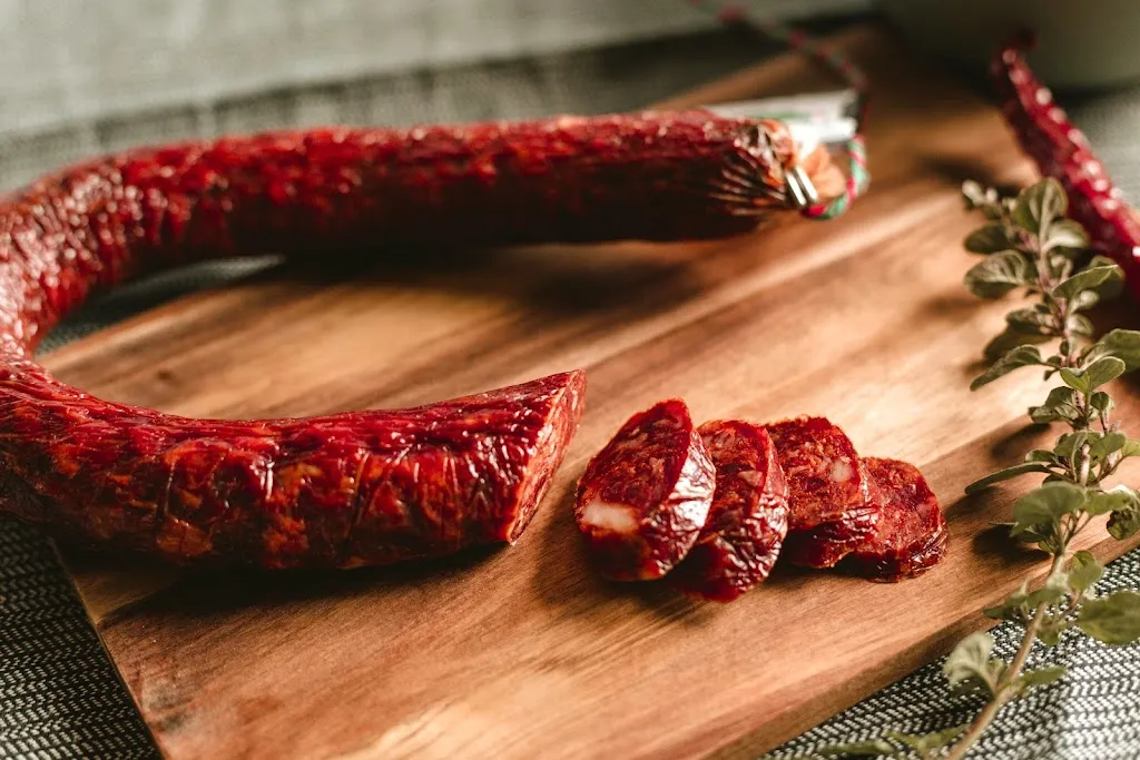 Jamones y Embutidos Valentín_Caminomorisco_slider_image_2