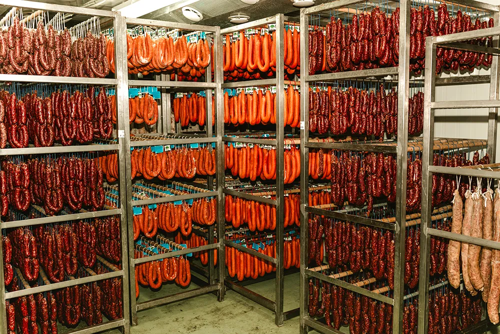 Jamones y Embutidos Valentín_Caminomorisco_slider_image_3