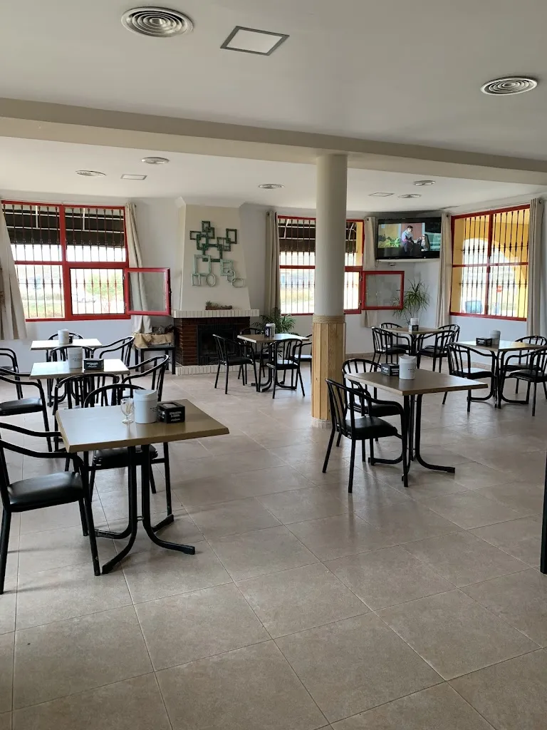 Cafetería restaurante AFER restaurant in Campo Lugar