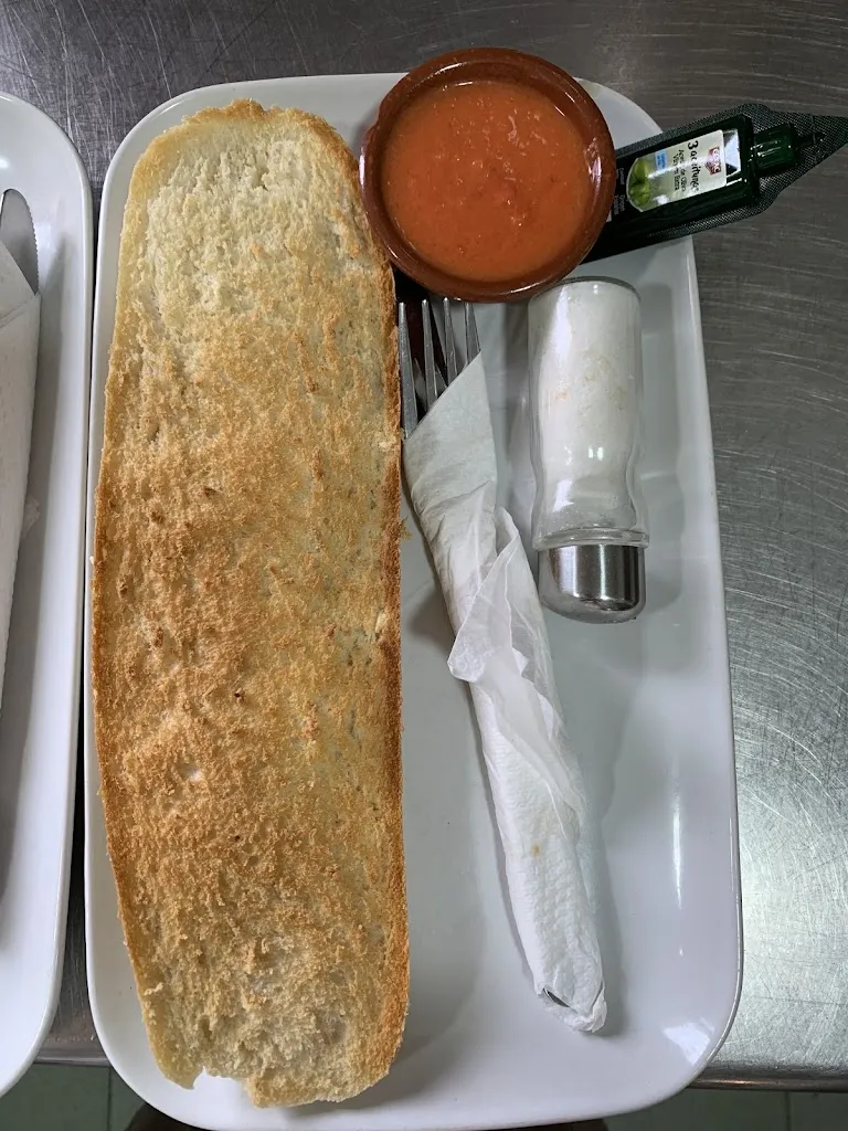 Cafetería restaurante AFER_Campo Lugar_slider_image_3