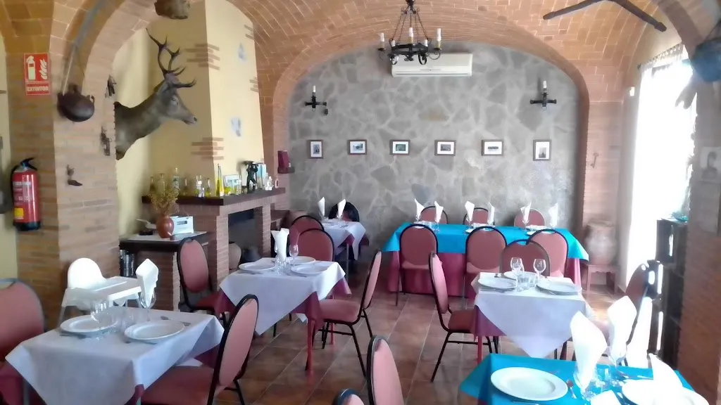 Mesón El Miajón restaurant in Campo Lugar