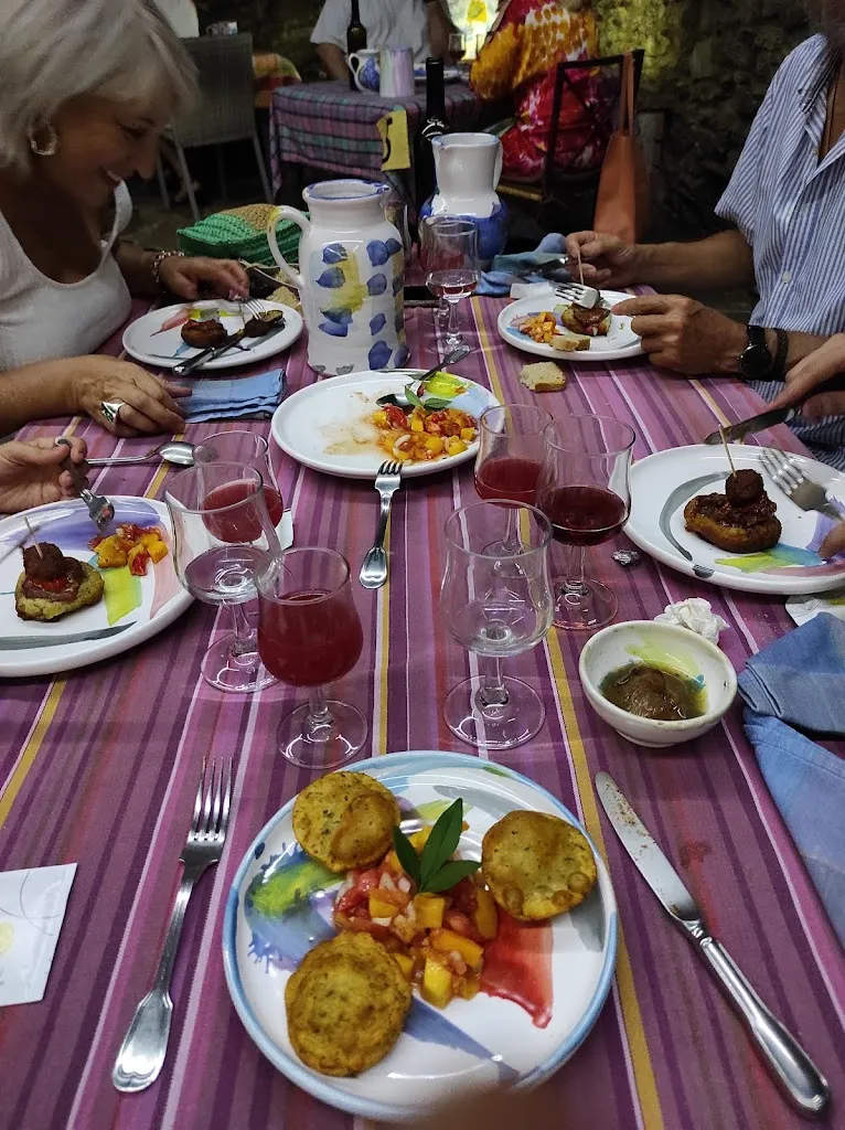 Isora Geboers_Restaurante suizo 