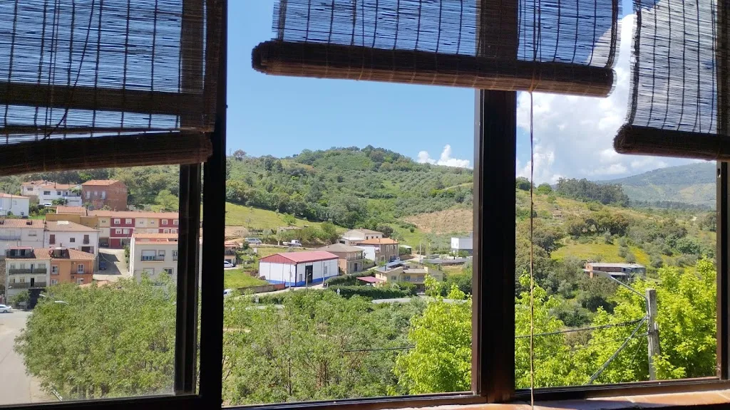 Bar Camelot_Cañamero_slider_image_2