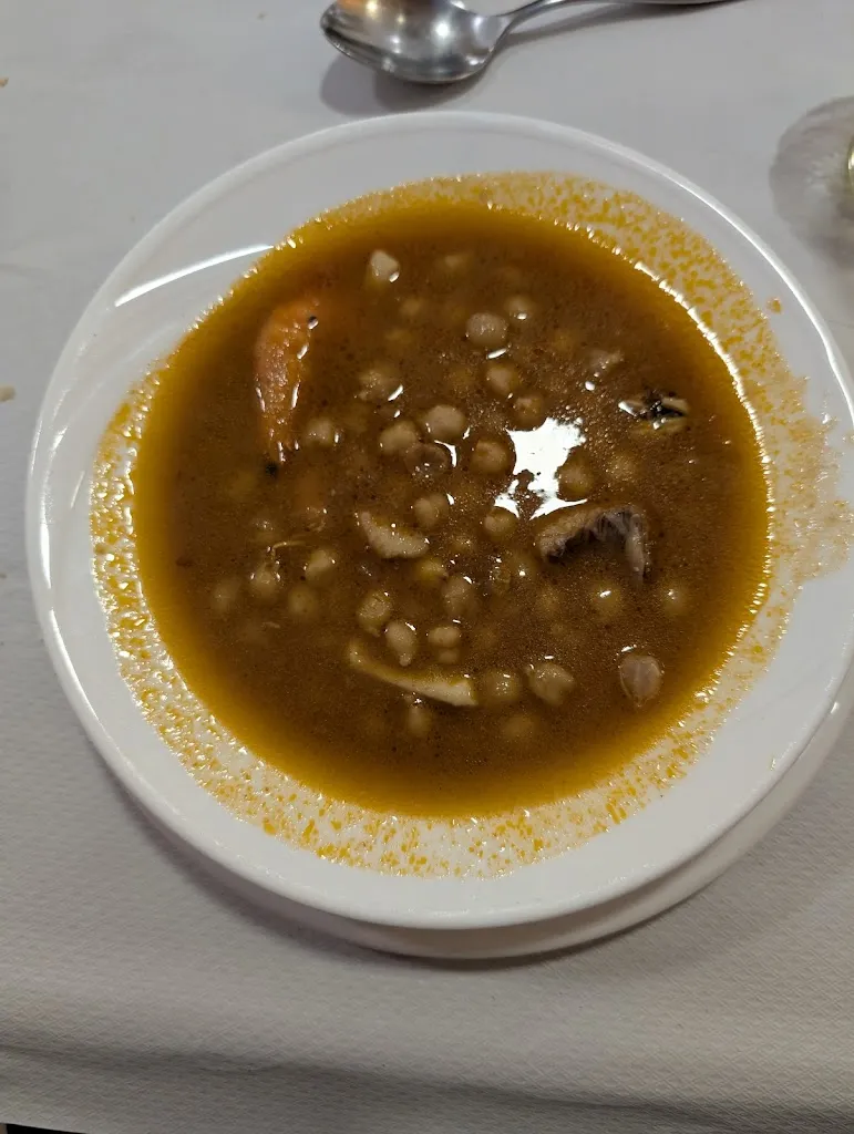 Kitty Hung_Hostal Restaurante Cafetería. Ciudad de Caparra_Carcaboso_review