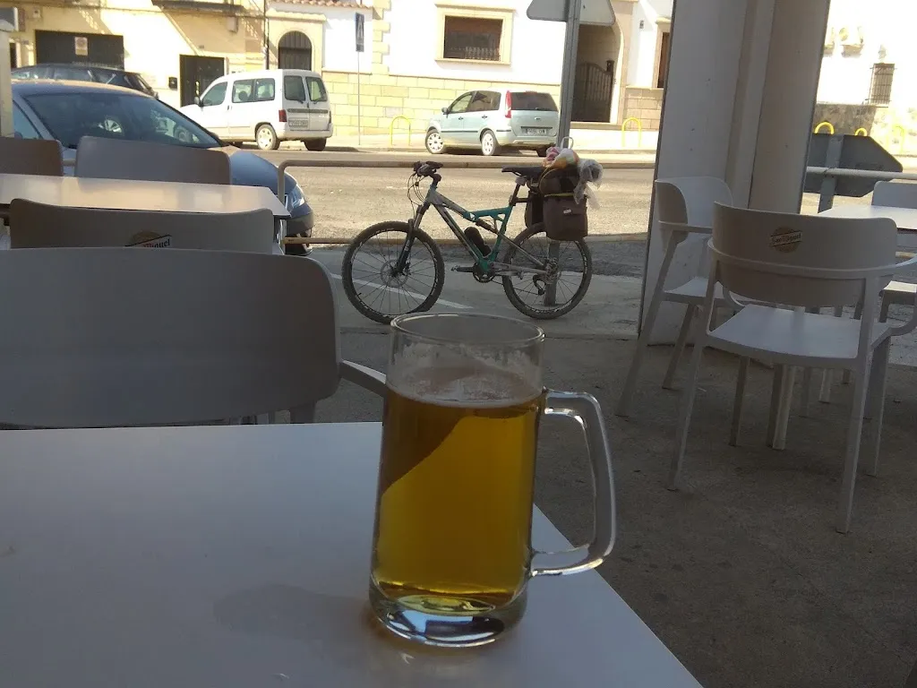 Menu_Cafetería Cervecería Izan_Carcaboso_image_4