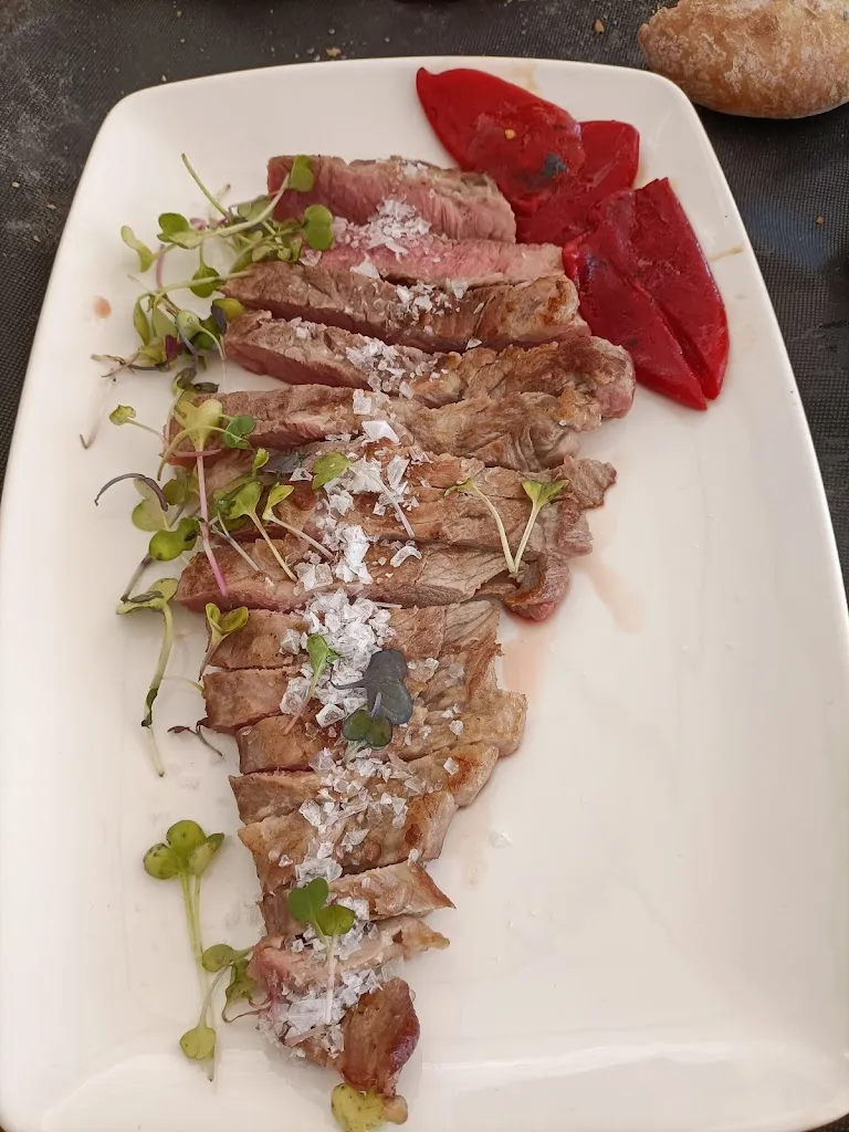 Raquel FG_Bar Dennis_Carcaboso_review