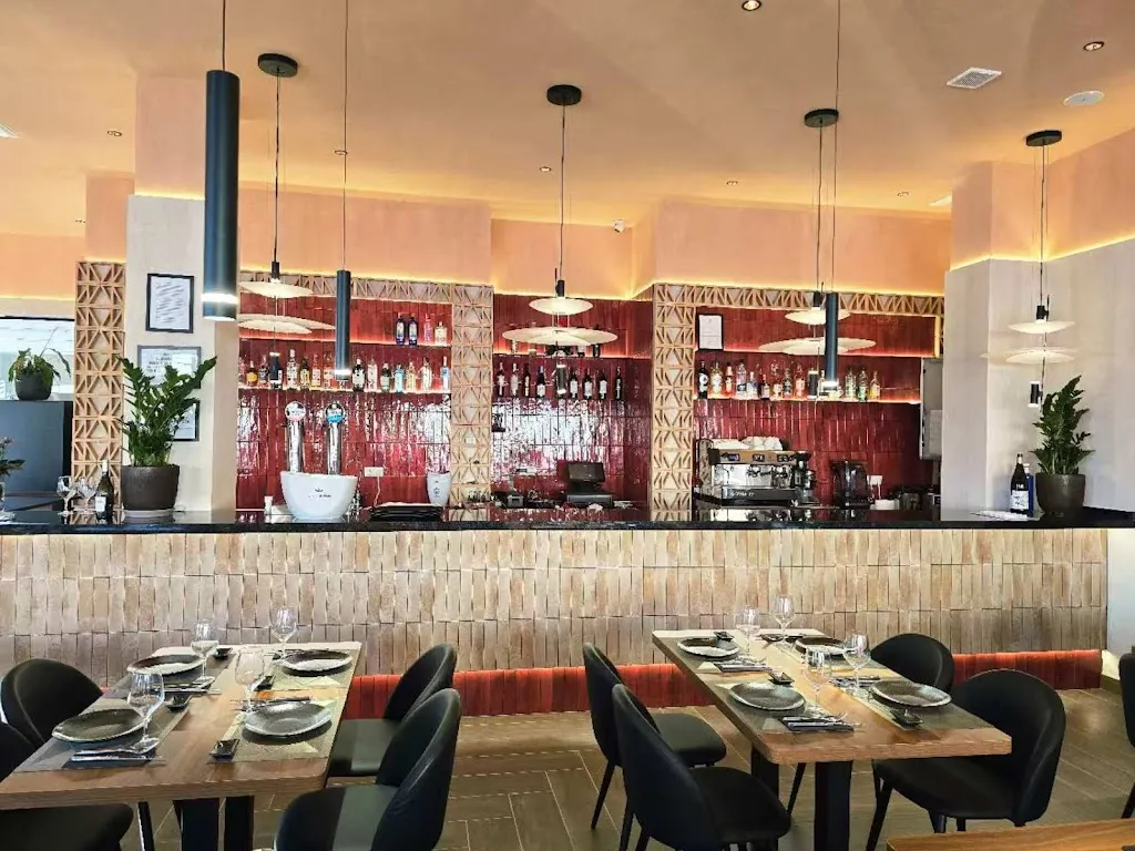 Kau Koi - Restaurante Fusión Cañaveral restaurant in Cañaveral