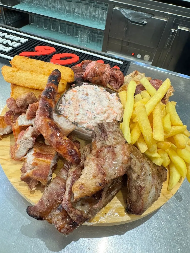 EmeAErreIO mosq_SAZON DE ALLÁ Y DE ACÁ_Cañaveral_review