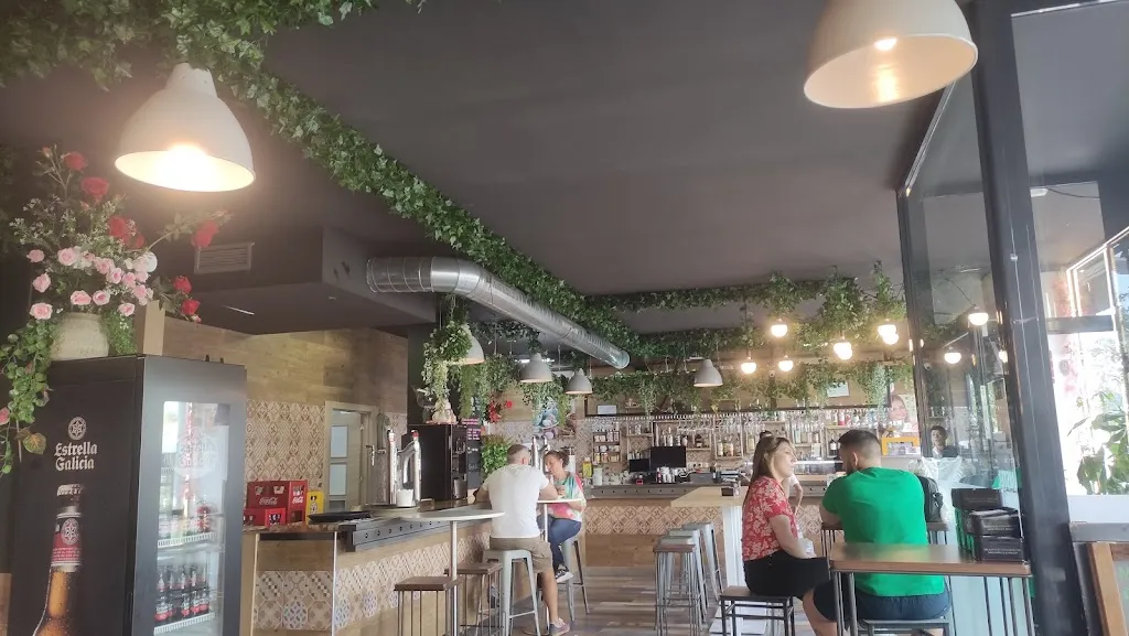 Seven restaurant in Cañaveral