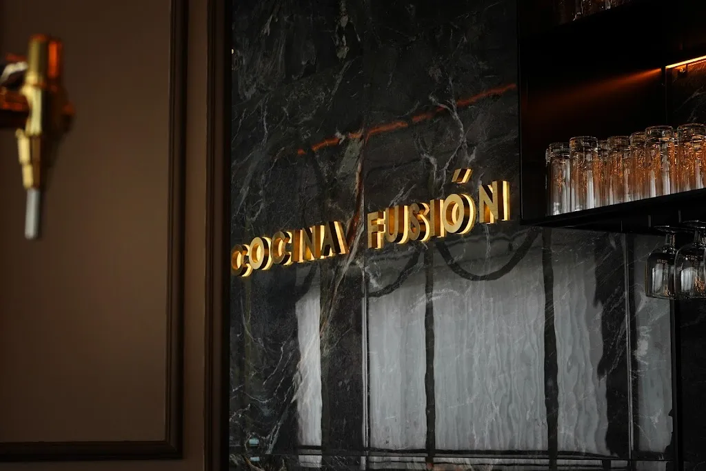 TSINGHE Cocina Fusión_Cañaveral_slider_image_1