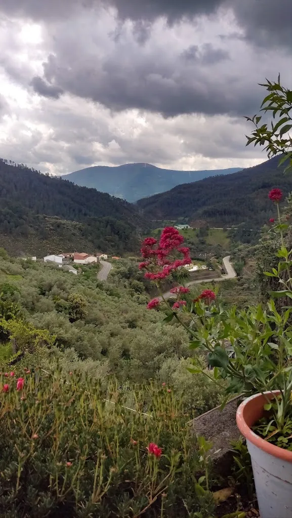 Shaila AC_Hostal bar restaurante Montesol_Casares de las Hurdes_review